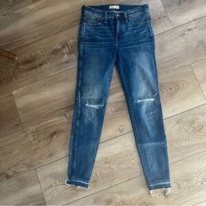 Madewell Distressed Raw Hem 9” High Rise Skinny Jeans - 29 Tall